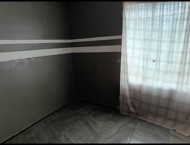 2 BEDROOM HOUSE TO LET IN KOOKRUS